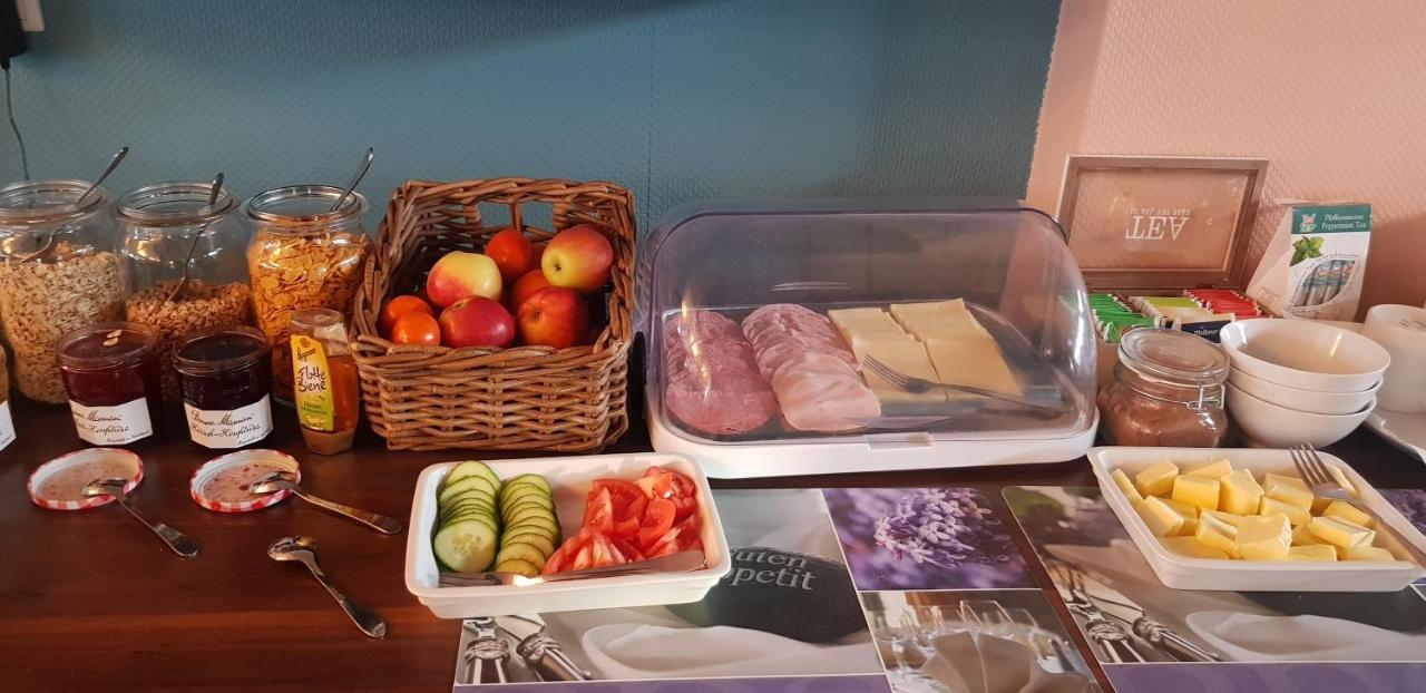 Abant Hotel Frankfurt 오베르츠하우젠 외부 사진